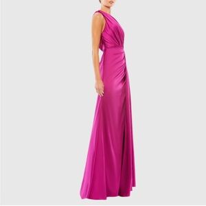 New | IEENA FOR MAC DUGGAL
One Shoulder Satin Faux Wrap Gown | 2 | 26654